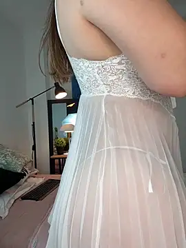 Viictoria-Jones online show from 03-23-26, 11:25