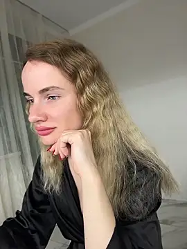 AinyrVixxen online show from 04-20-26, 09:27