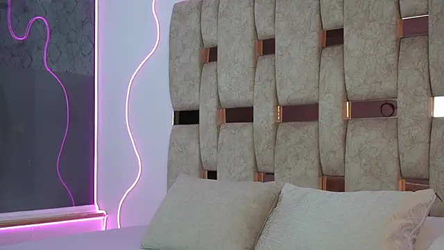 Fernanda thail  online show from 04-11-26, 07:40