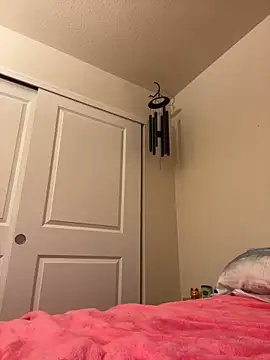 Brunettefantasy4848 online show from 04-12-26, 03:11