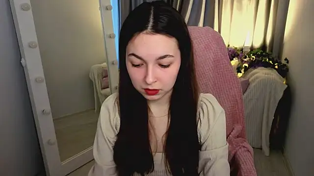 BellaThery online show from 04-02-26, 05:05