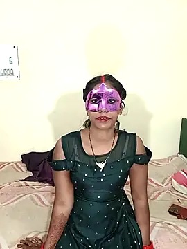 Sexy mahira01 online show from 03-25-26, 04:46
