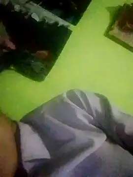 wifedesi7050 online show from 03-23-26, 05:39