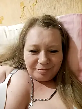 KiraStanton online show from 04-15-26, 08:09