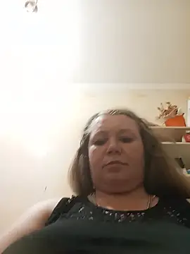 Snapshot of KiraStanton chatting on 06-23-26, 01:14 KiraStanton online show from 06-23-26, 01:14