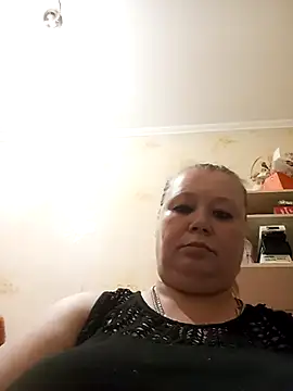 Snapshot of KiraStanton chatting on 07-19-26, 06:33 KiraStanton online show from 07-19-26, 06:33