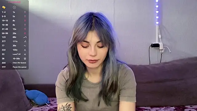 Emmibrilson online show from 04-19-26, 12:37