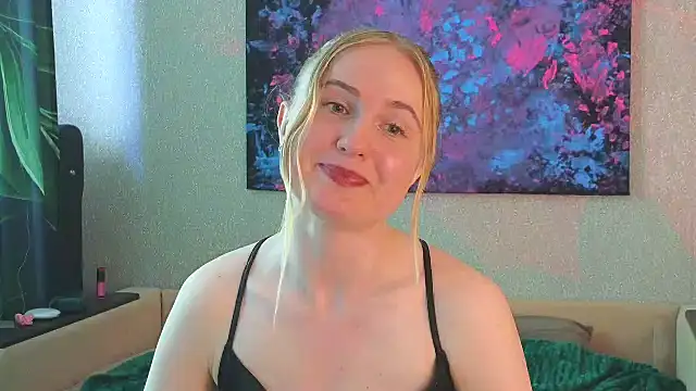Snapshot of Lanavi_Smile chatting on 06-22-26, 06:32 Lanavi Smile online show from 06-22-26, 06:32