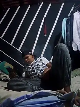 zeus23cm1 online show from 02-25-26, 05:50