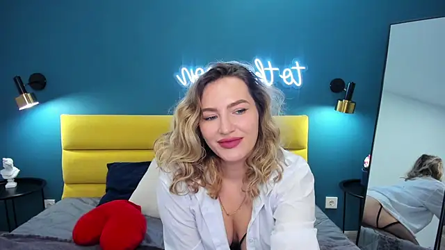 StellaAlluring online show from 03-10-26, 01:43