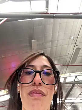 Snapshot of susi_chimm chatting on 05-11-26, 02:45 susi chimm online show from 05-11-26, 02:45