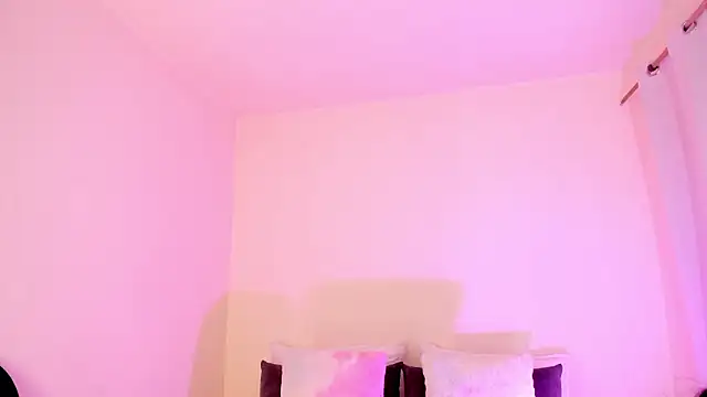 MIAA ROBERTSS online show from 03-28-26, 06:13