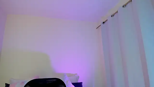 MIAA ROBERTSS online show from 04-04-26, 07:44