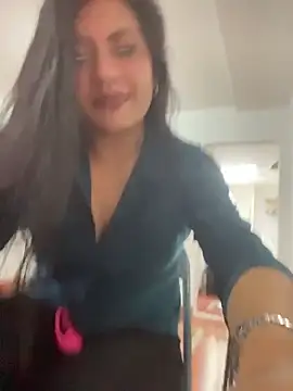 Snapshot of celeste_z chatting on 06-02-26, 12:51 celeste z online show from 06-02-26, 12:51