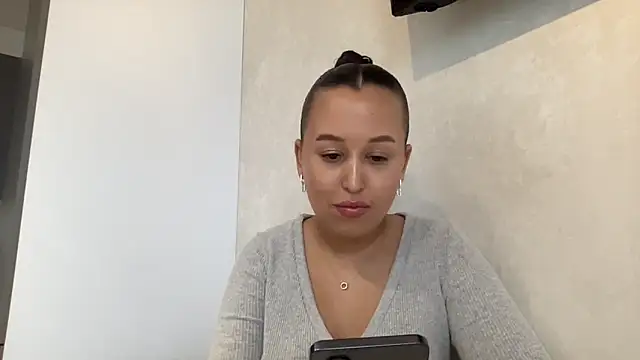 Snapshot of Dana_005 chatting on 05-10-26, 03:50 Dana 005 online show from 05-10-26, 03:50
