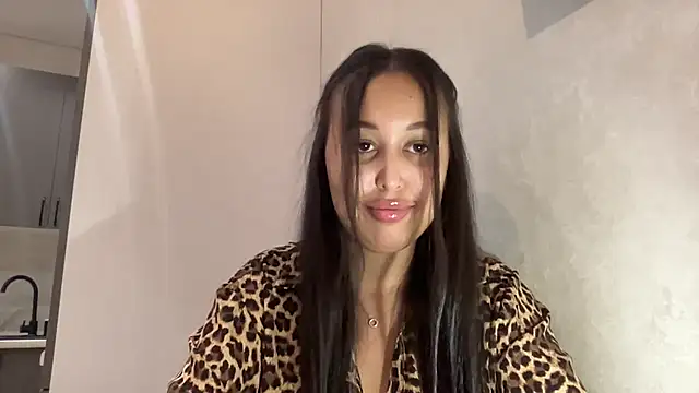 Snapshot of Dana_005 chatting on 06-11-26, 10:30 Dana 005 online show from 06-11-26, 10:30