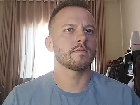 amanteloiro online show from 04-29-26, 06:14