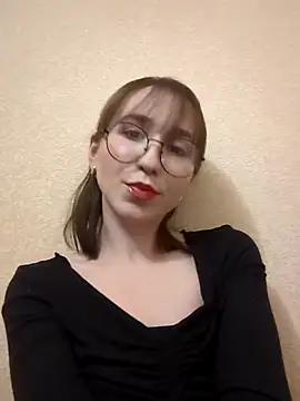 Ella17582 online show from 02-21-26, 09:27