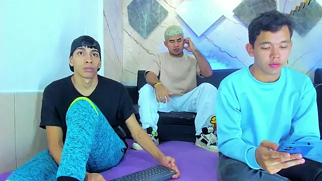 Latins on fire online show from 02-27-26, 07:58