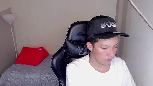 Street poemm  online show from 04-04-26, 09:12