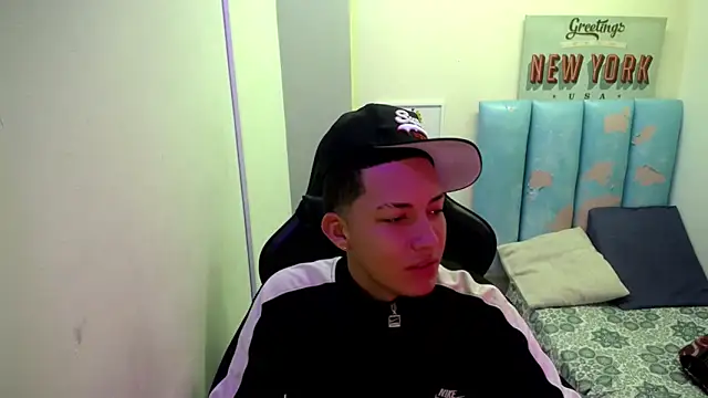 Street poemm  online show from 04-21-26, 08:23