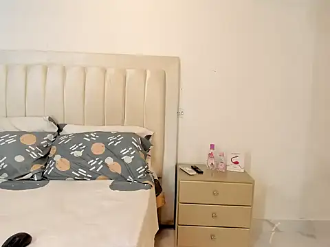 Scarlet luna1 online show from 02-28-26, 02:12