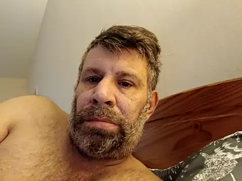 stud2512 online show from 04-11-26, 06:18