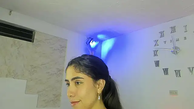 lia koss online show from 04-25-26, 04:48