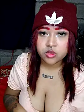 Snapshot of la_rojita chatting on 02-24-26, 10:30 la rojita online show from 02-24-26, 10:30