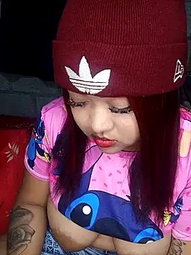 Snapshot of la_rojita chatting on 02-26-26, 11:37 la rojita online show from 02-26-26, 11:37