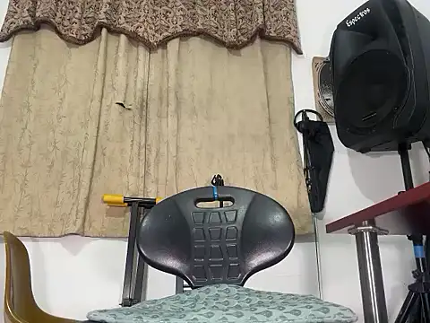 enimanocturno online show from 04-09-26, 02:11