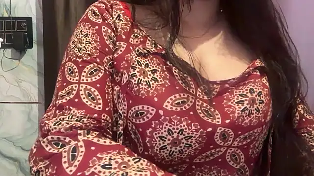 Snapshot of Avneet_kaurr1 chatting on 07-20-26, 05:00 Avneet kaurr1 online show from 07-20-26, 05:00