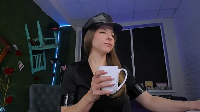 DianaAvis online show from 04-12-26, 09:58