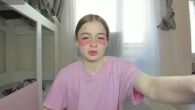 Stacey Brow online show from 04-03-26, 03:04