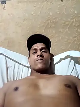 Snapshot of nightriderjay chatting on 03-13-26, 03:29 nightriderjay online show from 03-13-26, 03:29