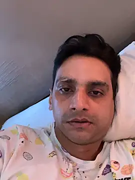 online4u08 online show from 03-18-26, 09:12