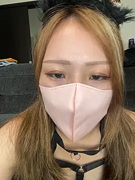 Snapshot of _RAN_ch chatting on 06-19-26, 11:30 RAN ch online show from 06-19-26, 11:30