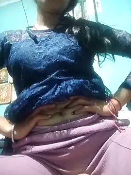 Snapshot of Sakshiverma chatting on 03-19-26, 04:33 Sakshiverma online show from 03-19-26, 04:33