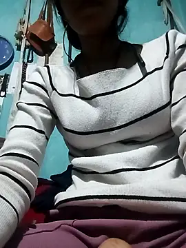 Snapshot of Sakshiverma chatting on 03-21-26, 03:26 Sakshiverma online show from 03-21-26, 03:26