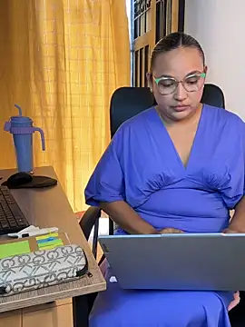 Snapshot of Valentina_Liora chatting on 03-09-26, 04:22 Valentina Liora online show from 03-09-26, 04:22