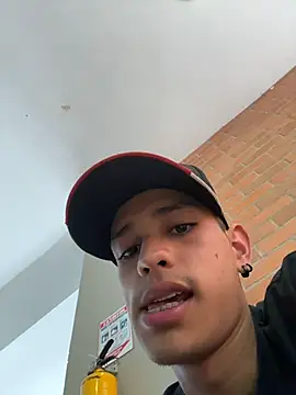 HarryGaze online show from 06-25-26, 06:34
