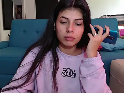 Snapshot of Mini_Sky chatting on 03-05-26, 02:35 Mini Sky online show from 03-05-26, 02:35