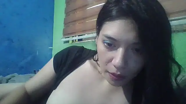 Soylilayblue online show from 04-05-26, 11:35