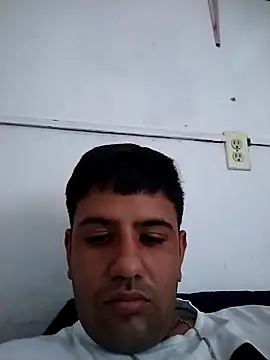 Snapshot of trox_memide21cm chatting on 04-28-26, 10:59 trox memide21cm online show from 04-28-26, 10:59