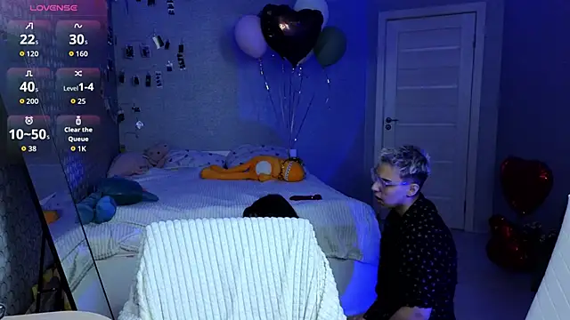 LuxuryLoverss online show from 03-29-26, 10:59