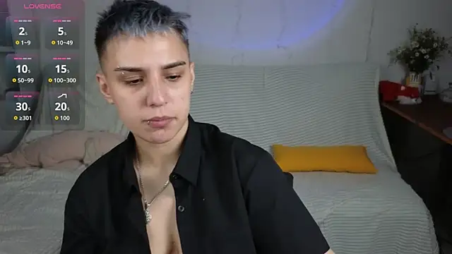LuxuryLoverss online show from 07-14-26, 10:21