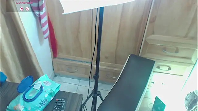 violeta delavega online show from 04-21-26, 02:51