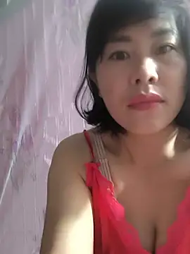 Snapshot of juicy-milu chatting on 05-24-26, 03:00 juicy-milu online show from 05-24-26, 03:00