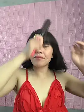 Snapshot of juicy-milu chatting on 06-28-26, 05:35 juicy-milu online show from 06-28-26, 05:35