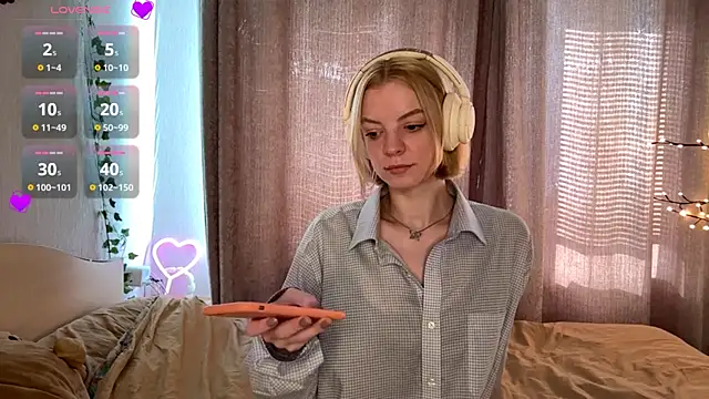 Snapshot of Marry_Sornatiko chatting on 05-31-26, 02:57 Marry Sornatiko online show from 05-31-26, 02:57